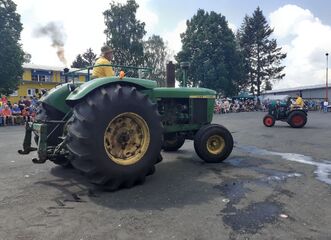 Tractors and technology in Čáslav