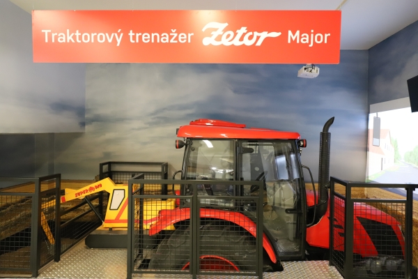 Nový traktorový trenažér Zetor