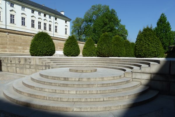 Cyklus přednášek Historie zahradní architektury